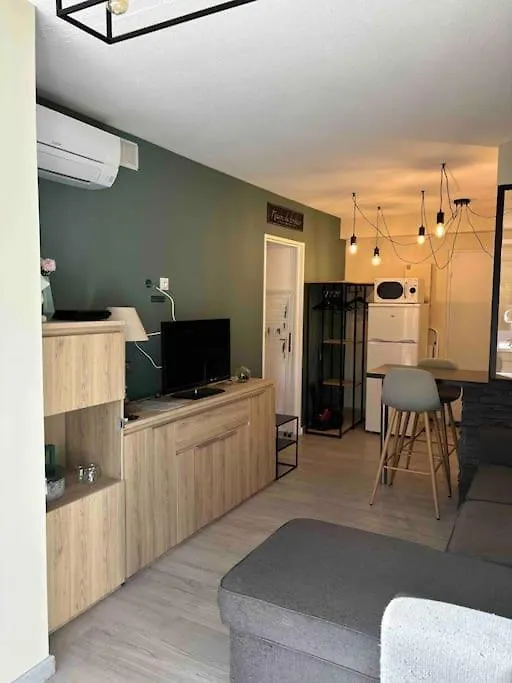 Apartment Appart Lagon Bleu Piscine Tennis Frejus