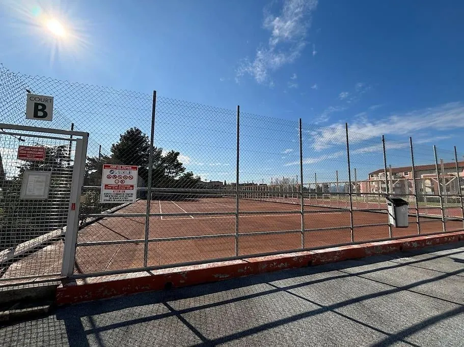 Appart Lagon Bleu Piscine Tennis Frejus Apartment